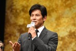 『ボクの妻と結婚してください。』完成披露試写会に登場した織田裕二