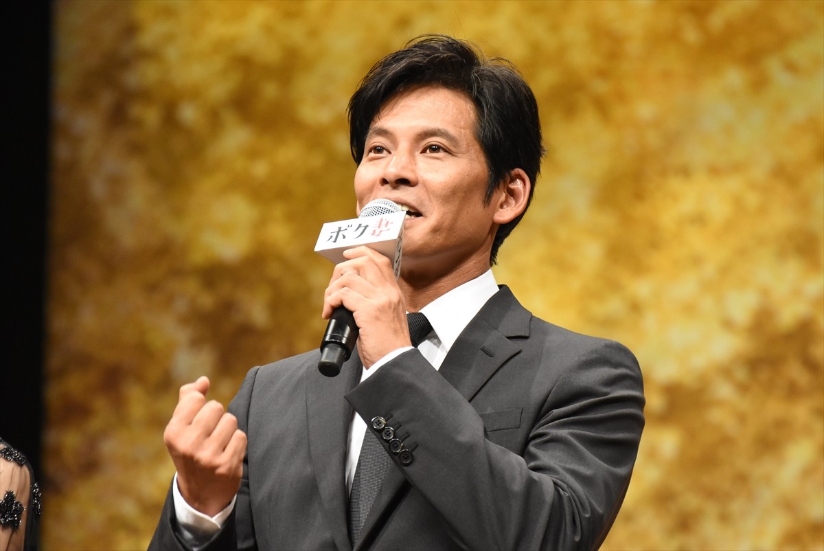 織田裕二、森カンナの「初恋の人」告白に苦笑い 「目線が厳しい」