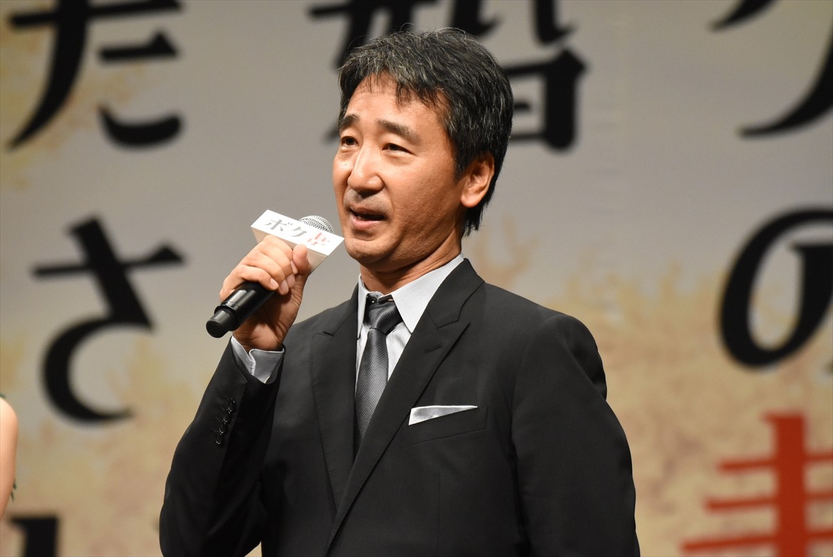織田裕二、森カンナの「初恋の人」告白に苦笑い 「目線が厳しい」