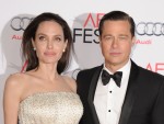 離婚で傷心のブラッド・ピット、両親に日々電話で相談