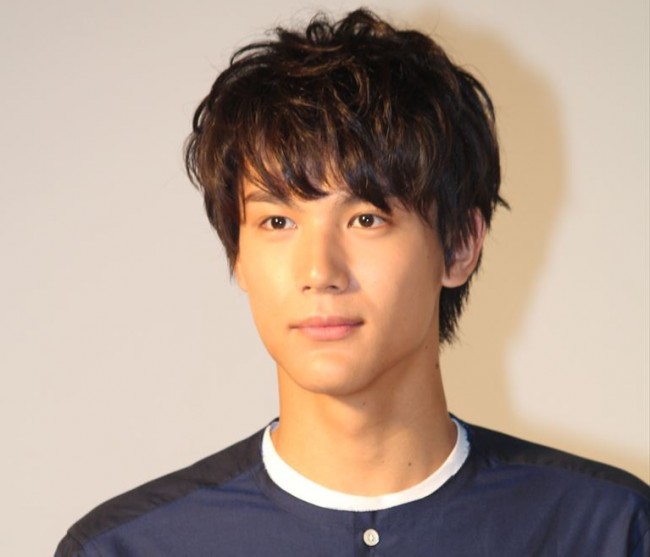 中川大志、“水球”仲間の大原櫻子ライブへ「キラキラ輝いて眩しかった~」