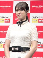 スポーツくじ感謝イベントに登場した深田恭子