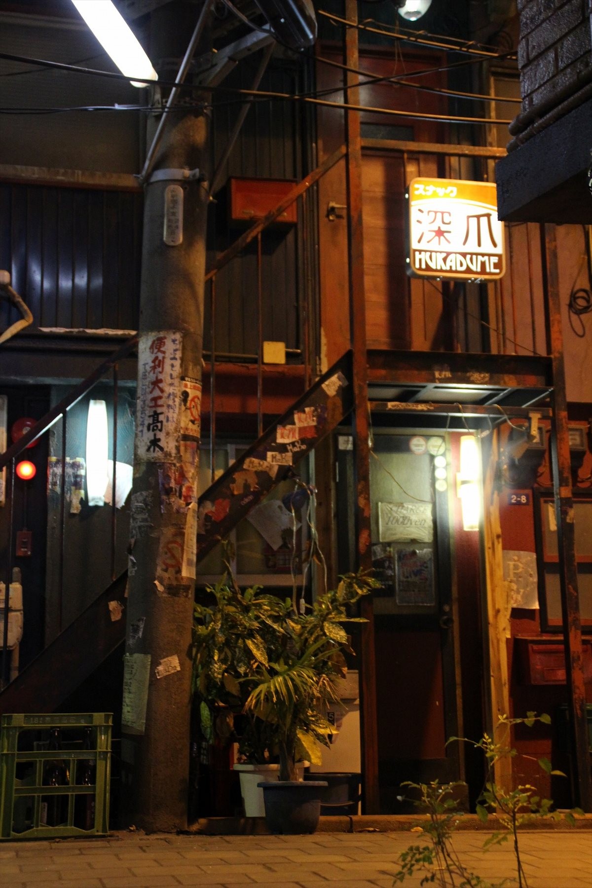 『続・深夜食堂』、撮影現場に潜入！ 新宿ゴールデン街を300坪の倉庫に再現