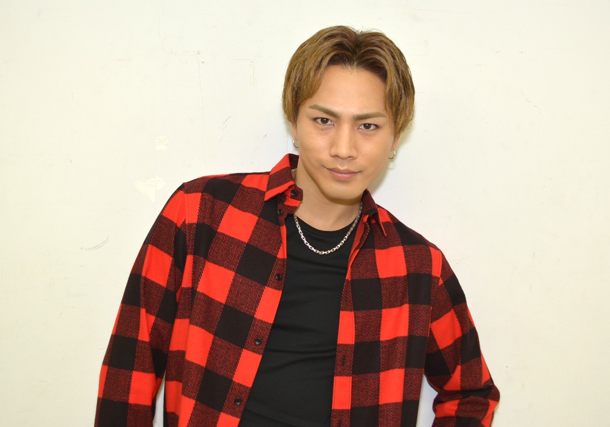 TAKAHIRO、「役作りをしてません」　登坂広臣を巻き込み“女の子大好き”発言