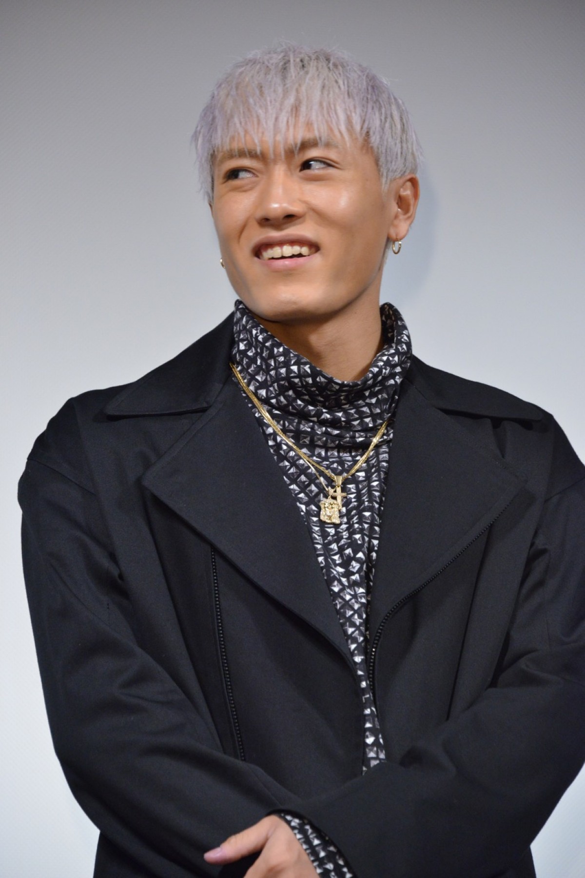 関口メンディーは炎のヒーロー？ 数原龍友は「よく頭から火が出る」と納得
