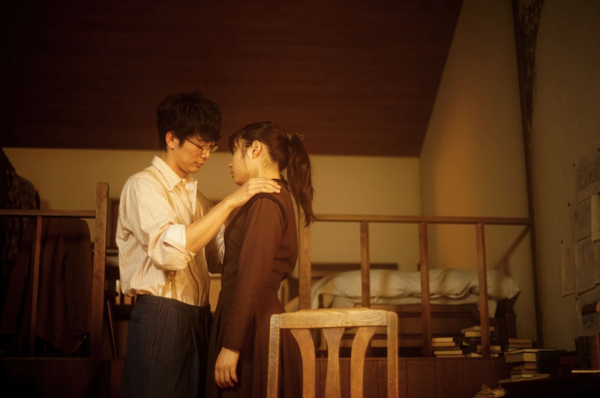 広瀬アリスの視線に釘付け 『L』ポスタービジュアル解禁