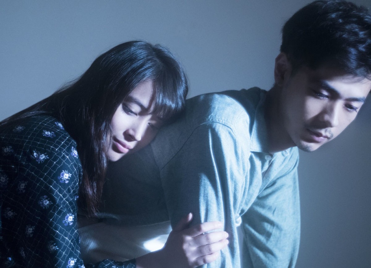 広瀬アリスの視線に釘付け 『L』ポスタービジュアル解禁