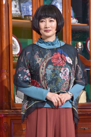 『家政夫のミタゾノ』制作発表記者会見に出席した、余貴美子