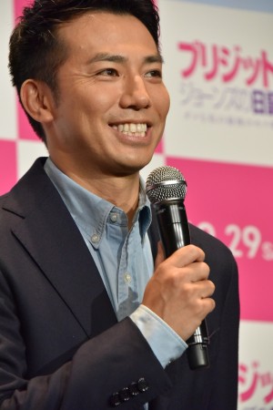 『ブリジット・ジョーンズの日記 ダメな私の最後のモテ期』イベントに出席した、綾部祐二