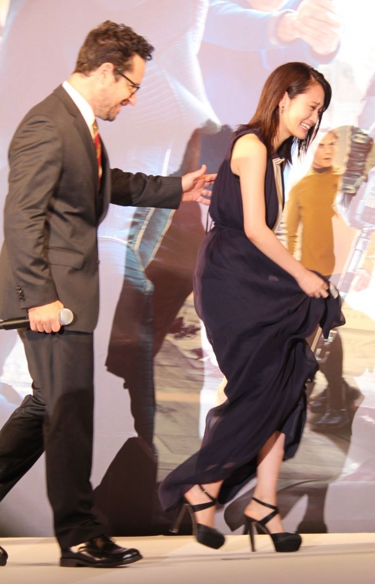 前田敦子、『スター・トレック』製作のJ・Jと7年ぶり対面 「再会できてすごく嬉しい」