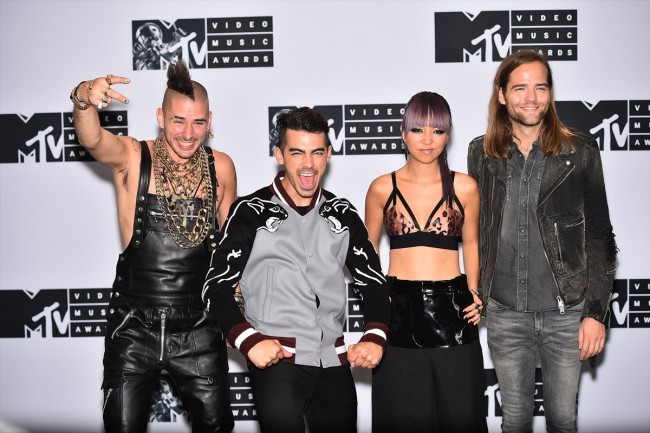 DNCE
