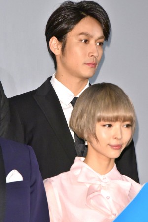 映画『闇金ウシジマくん ザ・ファイナル』初日舞台挨拶に登壇した、崎本大海＆最上もが