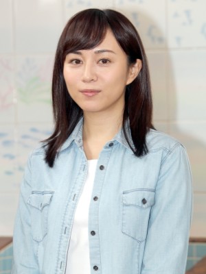 ドラマ『千住クレイジーボーイズ』取材会に出席した、比嘉愛未