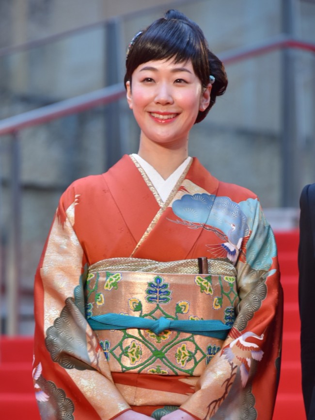 黒木華、艶やかな着物姿で東京国際映画祭初登場!