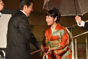 安倍晋三内閣総理大臣、黒木華『第29回東京国際映画祭』レッドカーペット