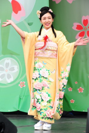 加護亜依、ニューヨークで開催された「Japan Day 2010」に出席