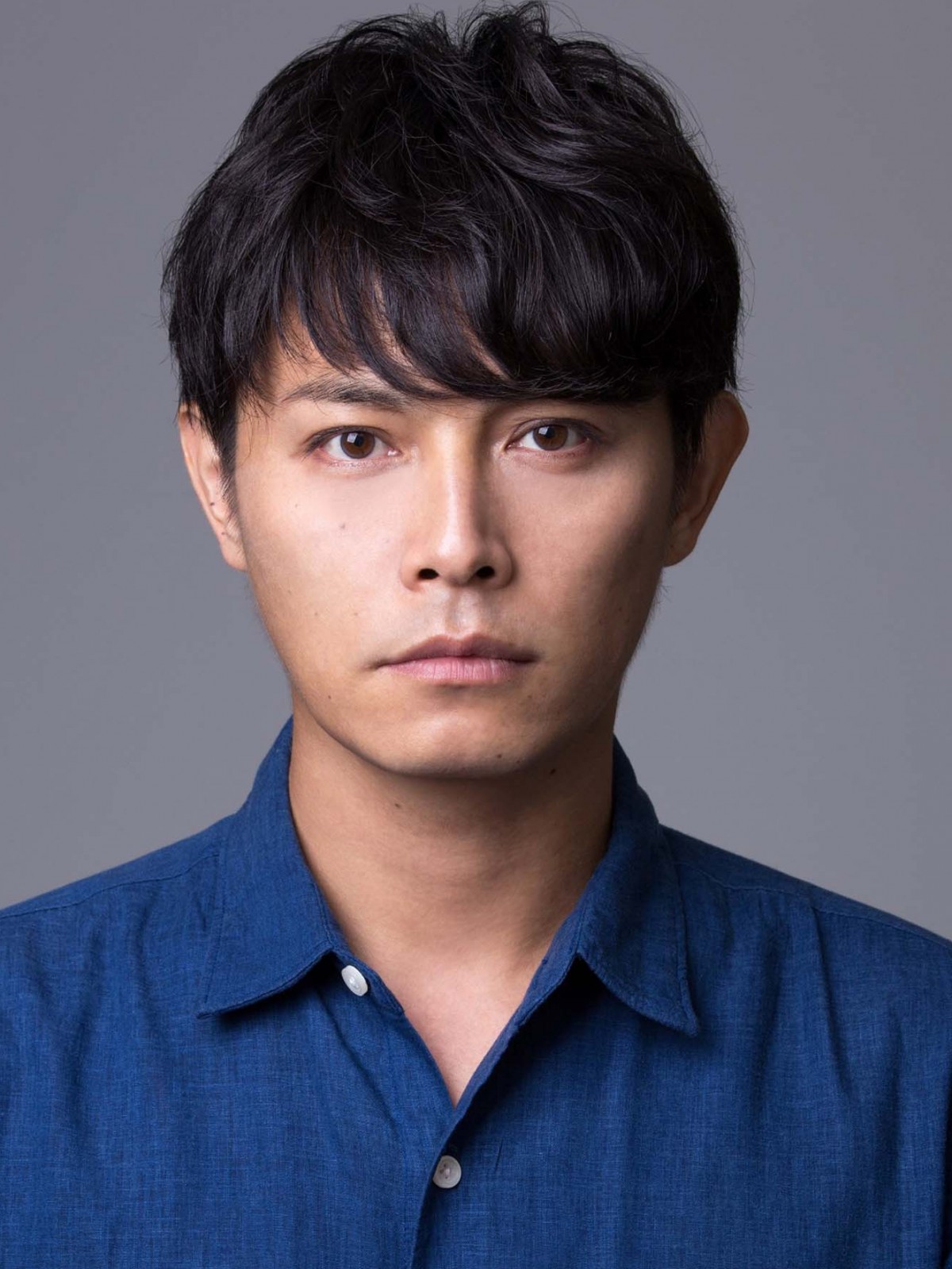 『嘘の戦争』草なぎ剛、水原希子＆山本美月と三角関係に「可愛くて焦っちゃう」