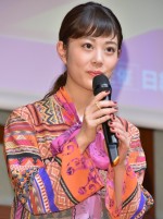 高畑充希、日経BP社「2016年ヒット商品ベスト30」発表会に出席