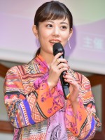 高畑充希、日経BP社「2016年ヒット商品ベスト30」発表会に出席