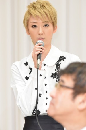 『エリザベート TAKARAZUKA20周年 スペシャル・ガラ・コンサート』記者会見に出席した、凪七瑠海
