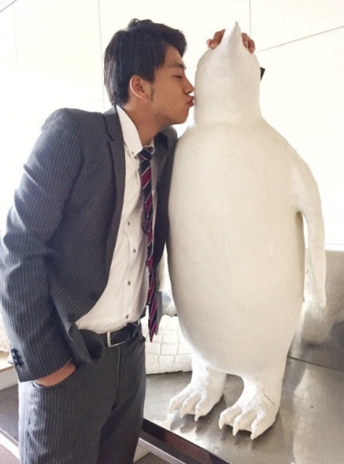 竹内涼真のキス姿にファンも動揺!?
