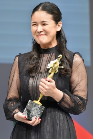 『東京ドラマアウォード2016』授賞式に出席した、手嶌葵