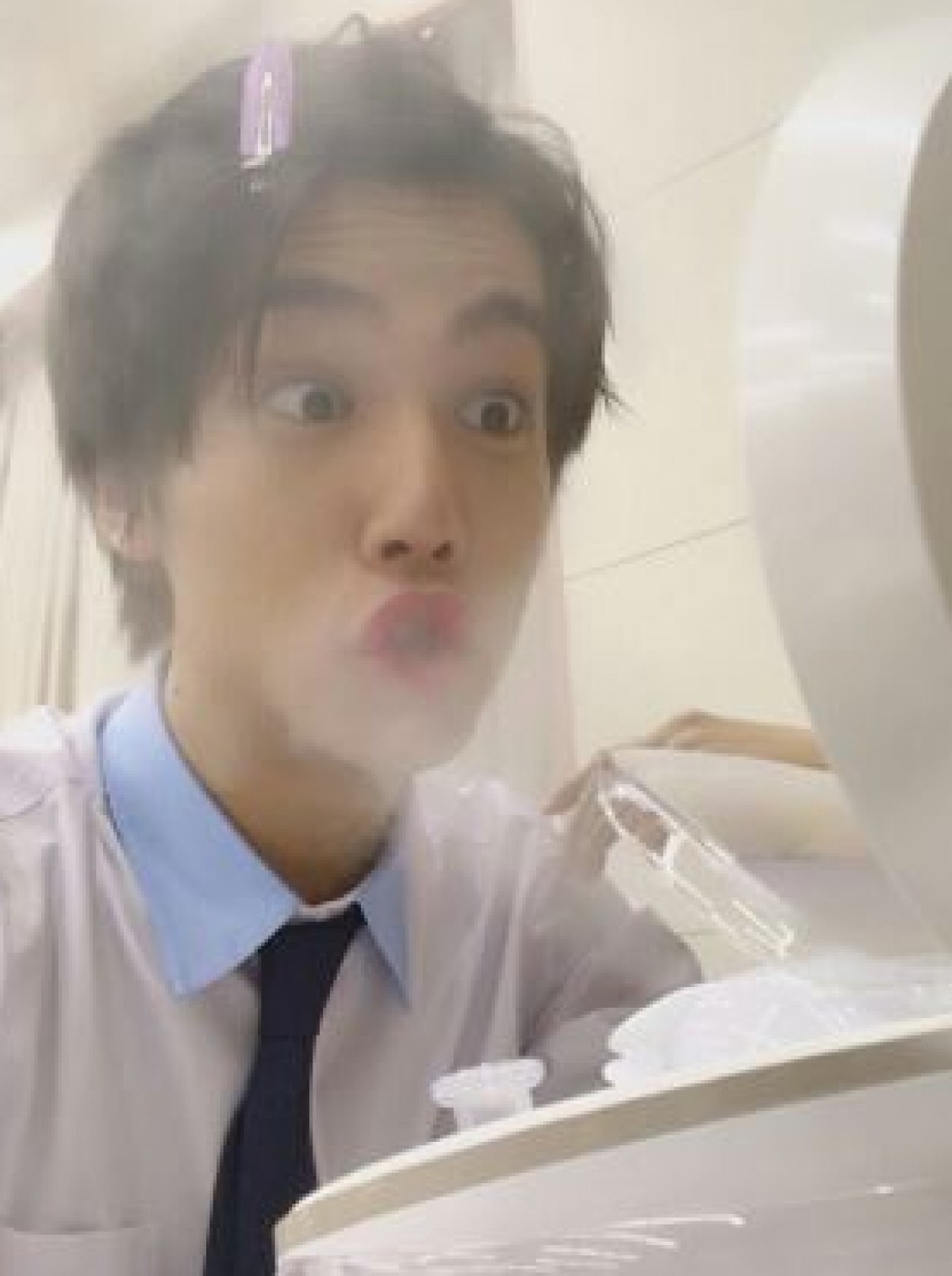 中川大志、スチーマー浴びる姿にファン歓喜「女子力高い！」