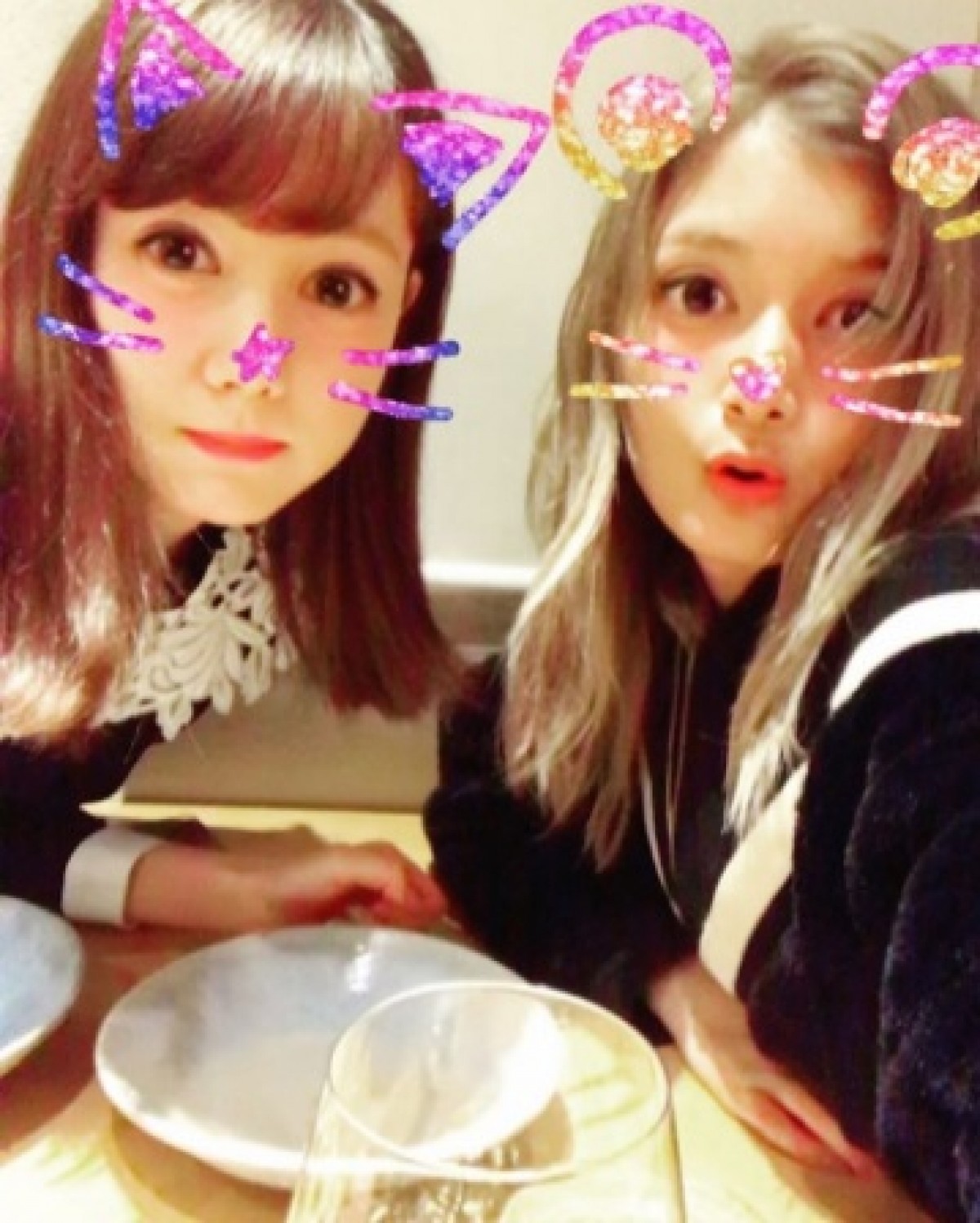 トリンドル玲奈&ローラの“トリロラ”2ショット公開