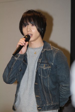 舞台『スーパーダンガンロンパ2 THE STAGE～さよなら絶望学園～2017』制作発表会見に出席した、植田圭輔