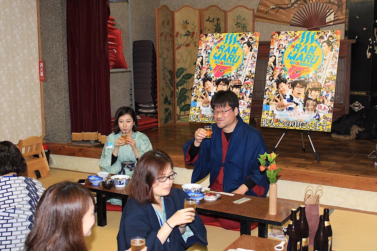 佐藤二朗、コアなファンと飲み会を敢行！「堤幸彦＆福田雄一問題」にも斬り込む