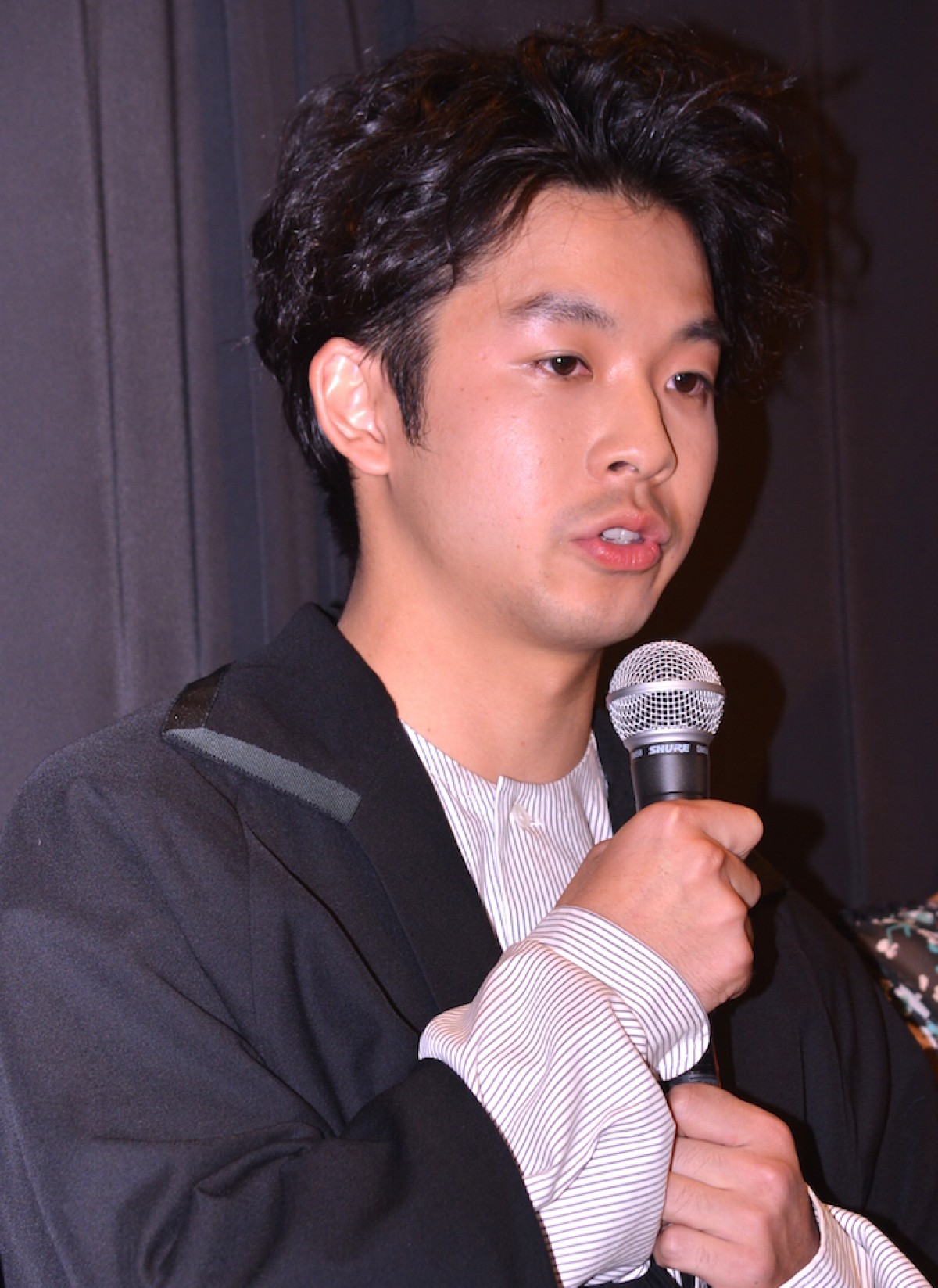 高畑充希、坂口健太郎との交際報道に「内緒です」否定も肯定もせず！