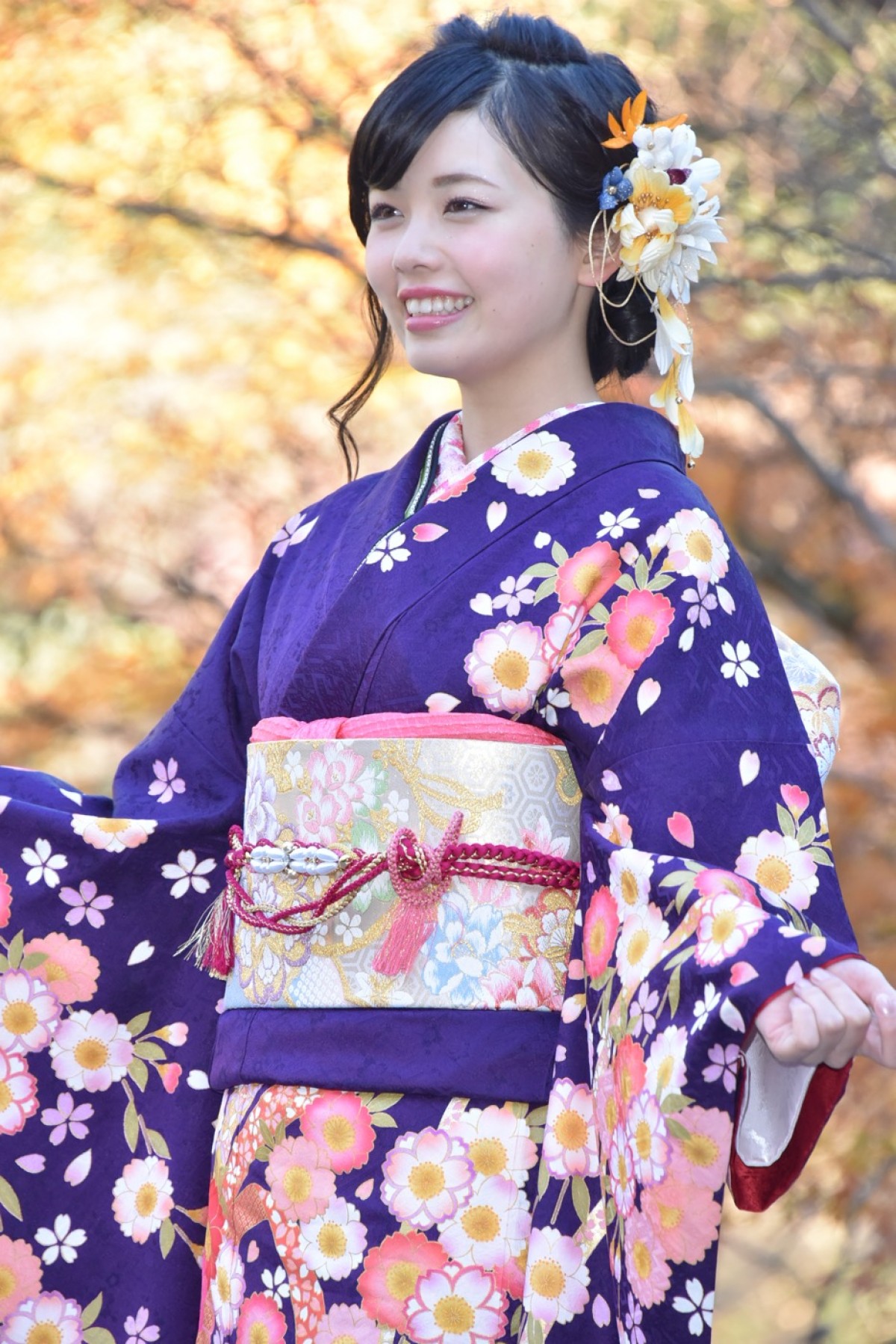 武井咲、“超艶やか”晴れ着撮影会で藤田ニコルと初対面「同じ事務所だったんだ！」