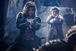 『バイオハザード』ローラ、アリスに銃口を向け「撃つよ！」 初登場シーン映像解禁