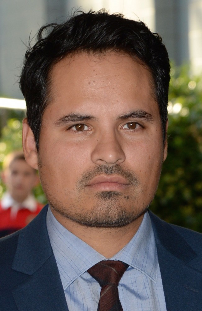 マイケル・ペーニャ、Michael Pena