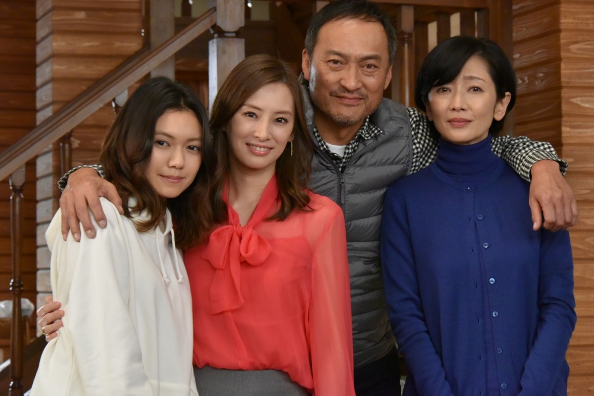 『しあわせの記憶』渡辺謙、北川景子の前でパンツ一丁に… ダメ男ぶりに不安を吐露