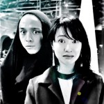 閲覧注意!?　満島真之介、戸田恵梨香の背後から怪しい視線