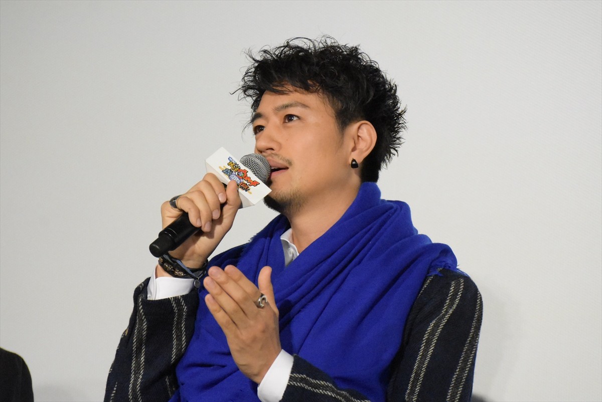 山崎賢人、友達の前でダンス披露も「“妖怪みたいだな”と言われる」と吐露