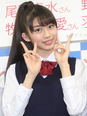 牧野真莉愛、『モーニング娘。12期 OFFICIAL BOOK』発売記念イベントに出席