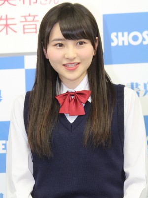 尾形春水、『モーニング娘。12期 OFFICIAL BOOK』発売記念イベントに出席