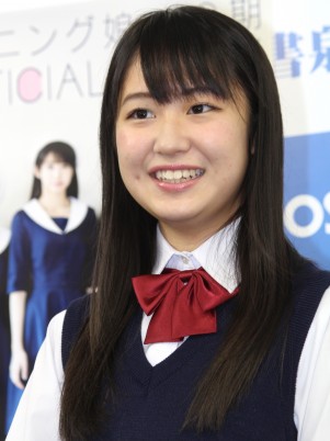 野中美希、『モーニング娘。12期 OFFICIAL BOOK』発売記念イベントに出席