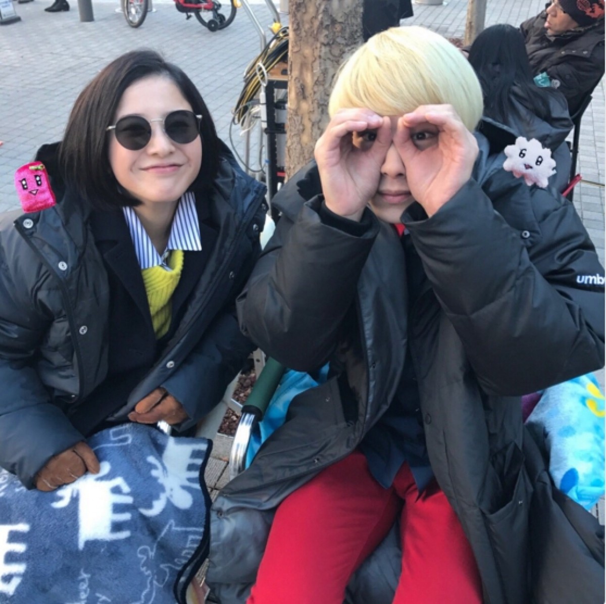 吉高由里子&坂口健太郎、新ドラマのオフショット写真を公開!