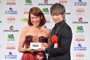 綾野剛、「第41回報知映画賞」助演男優賞受賞