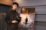 映画『アサシン クリード』マイケル・ファスベンダーの声に挑戦する斎藤工