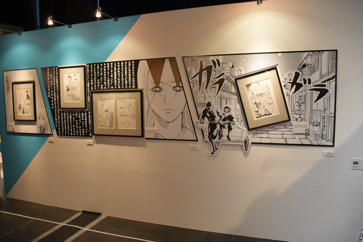 橋本環奈、神楽は「鼻ほじってます！」 『銀魂』初の展覧会ついに開幕