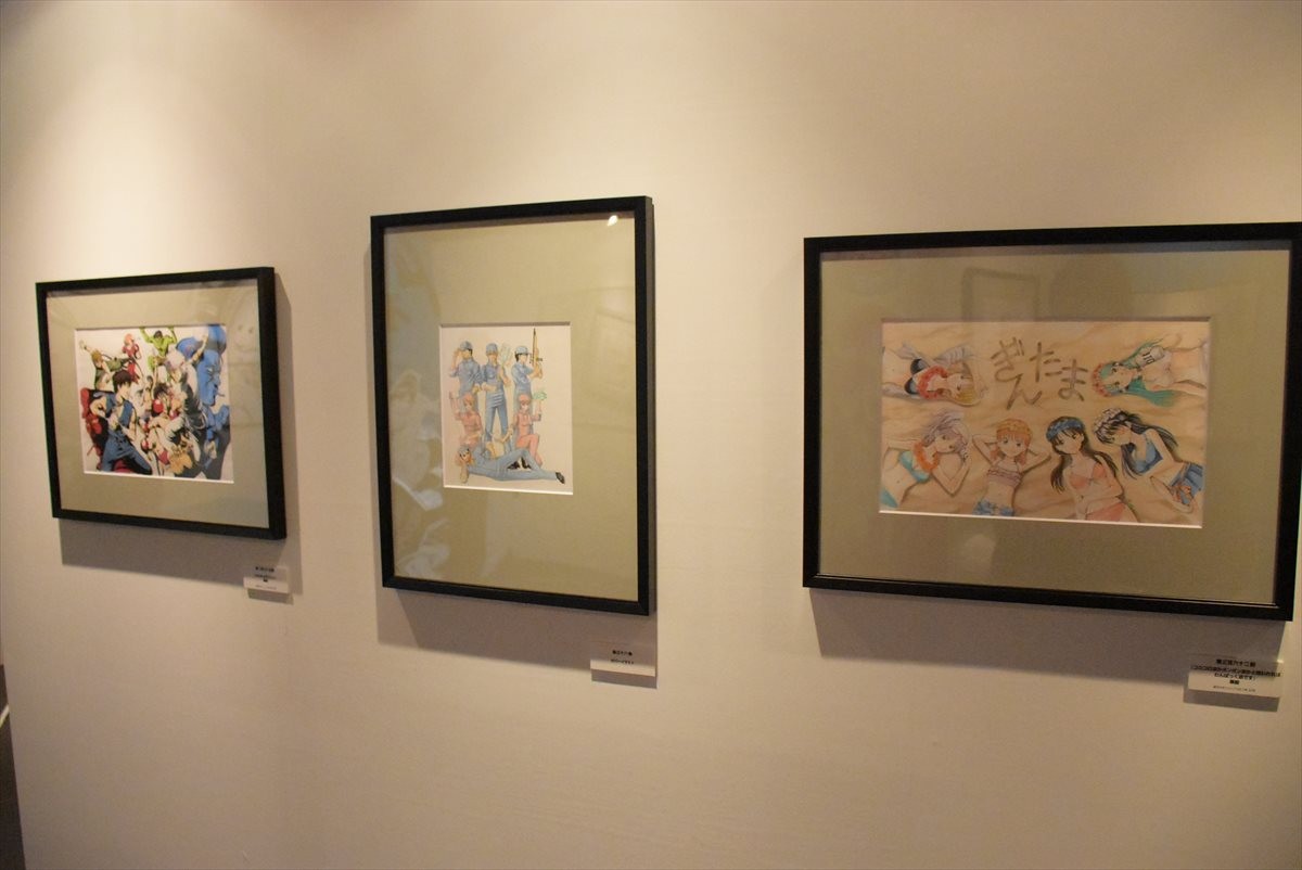 橋本環奈、神楽は「鼻ほじってます！」 『銀魂』初の展覧会ついに開幕