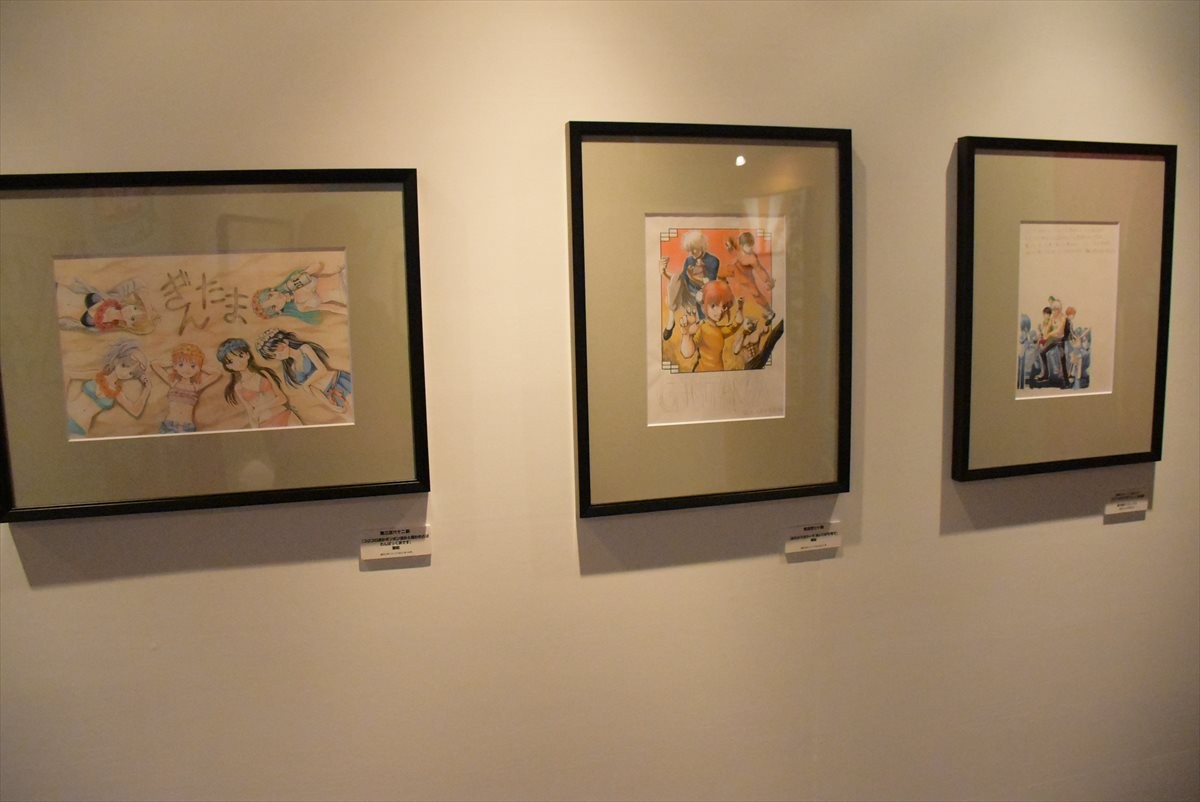 橋本環奈、神楽は「鼻ほじってます！」 『銀魂』初の展覧会ついに開幕