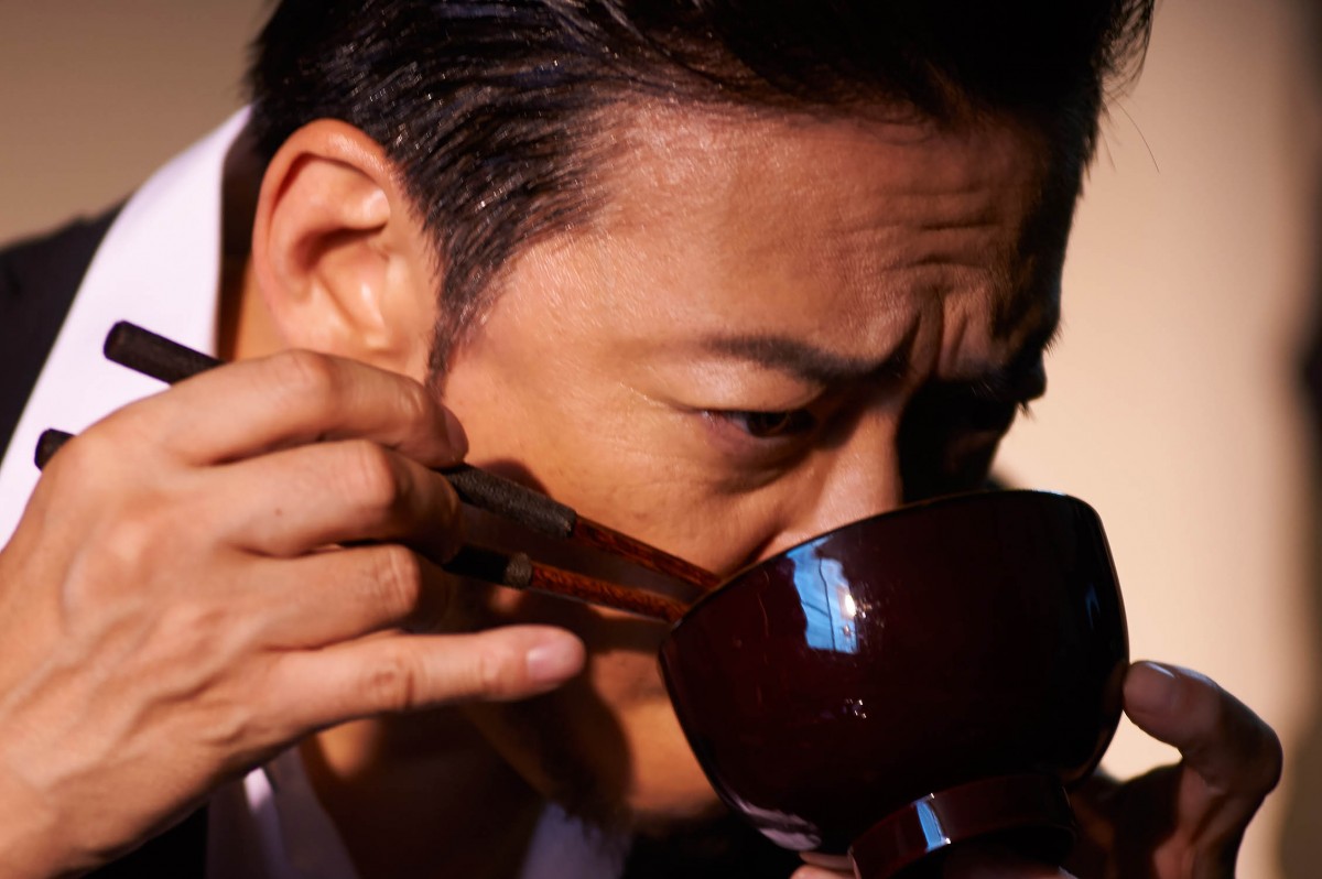 『侠飯』榊監督、グルメシーンは「ご飯がおいしいことが大事」 芝居と料理の関係性