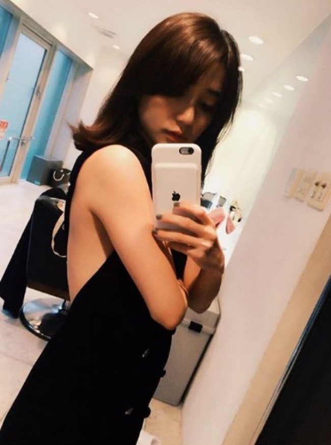 大島優子、セクシー背中見せショットを披露