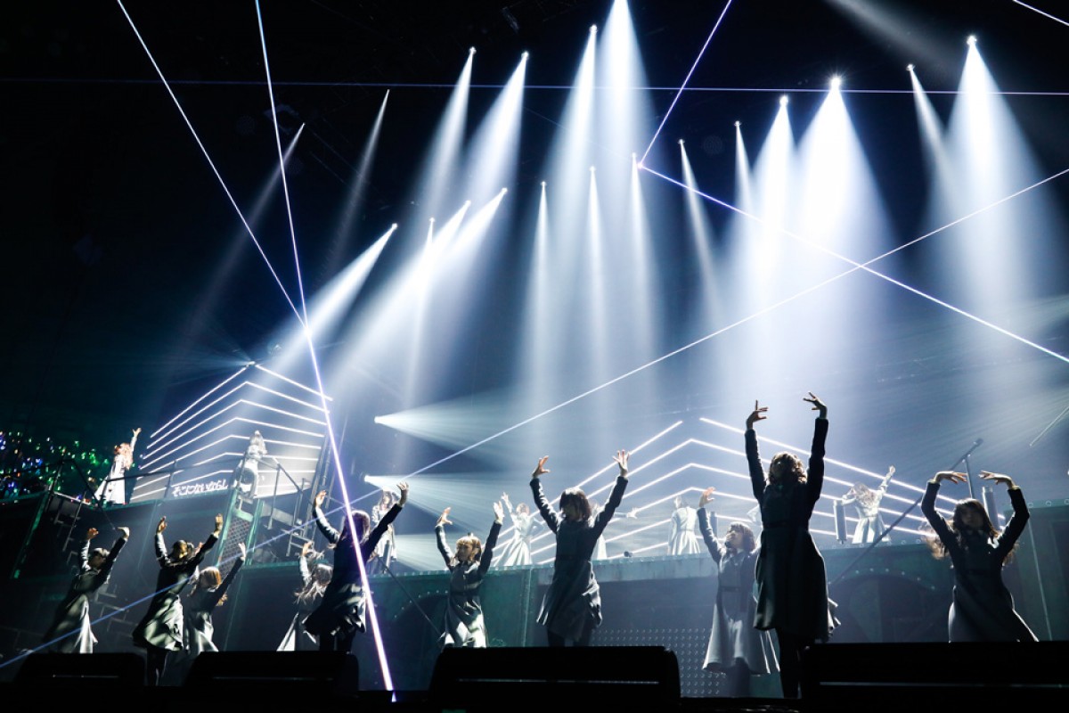 欅坂46、初のワンマン公演に2.7万人「大きな目標を叶えて光栄」メンバー感涙
