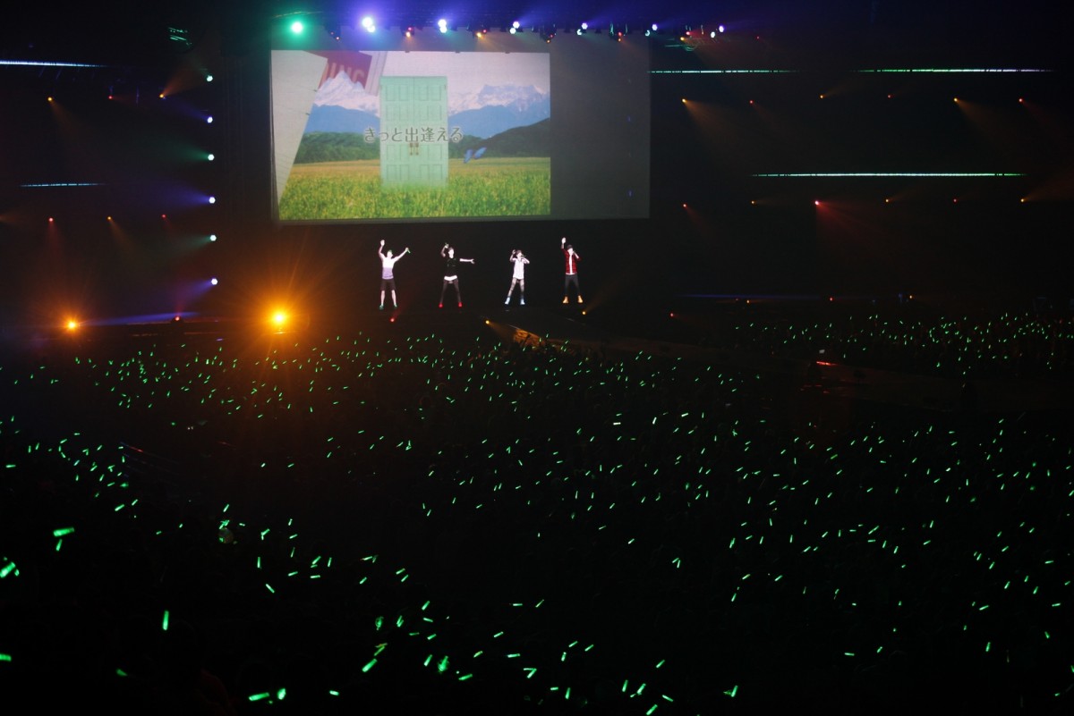 菅田将暉、「緊張しました～」GReeeeN10周年ライブにOPアクトとして登場
